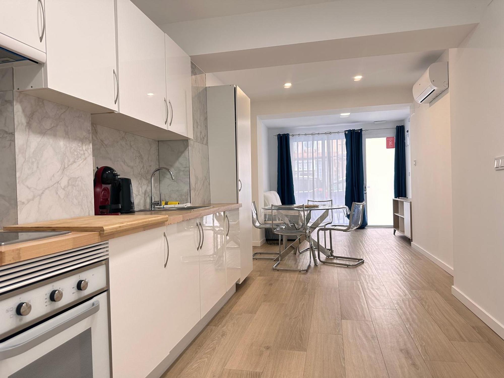 Artes Y Oficios Apartaments Ab Walencja Zewnętrze zdjęcie